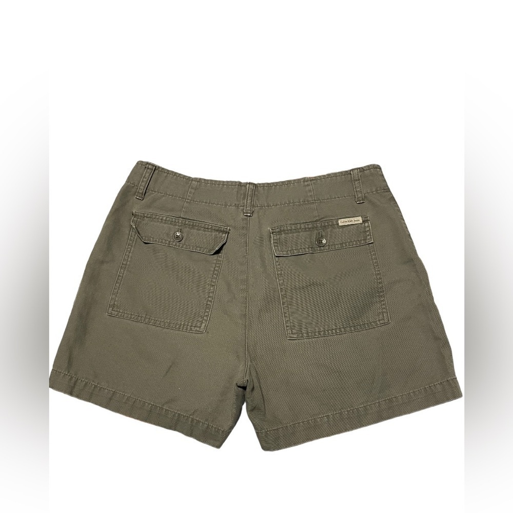 Calvin Klein Shorts, Size 10 Color: Green military - Picture 3 of 8